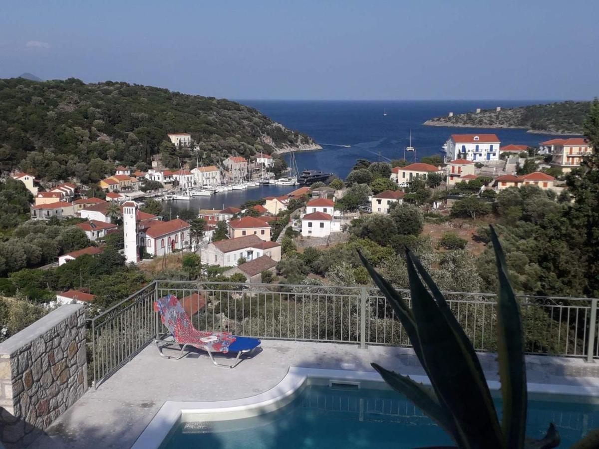 Likoudis Villas Suites ,On The Kioni,Ionian Islands Ithaca, ภายนอก รูปภาพ