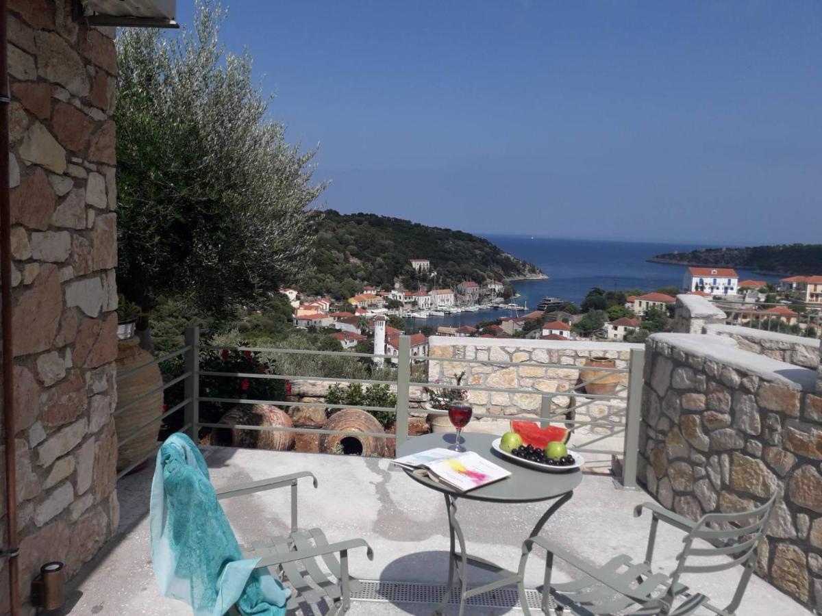 Likoudis Villas Suites ,On The Kioni,Ionian Islands Ithaca, ภายนอก รูปภาพ