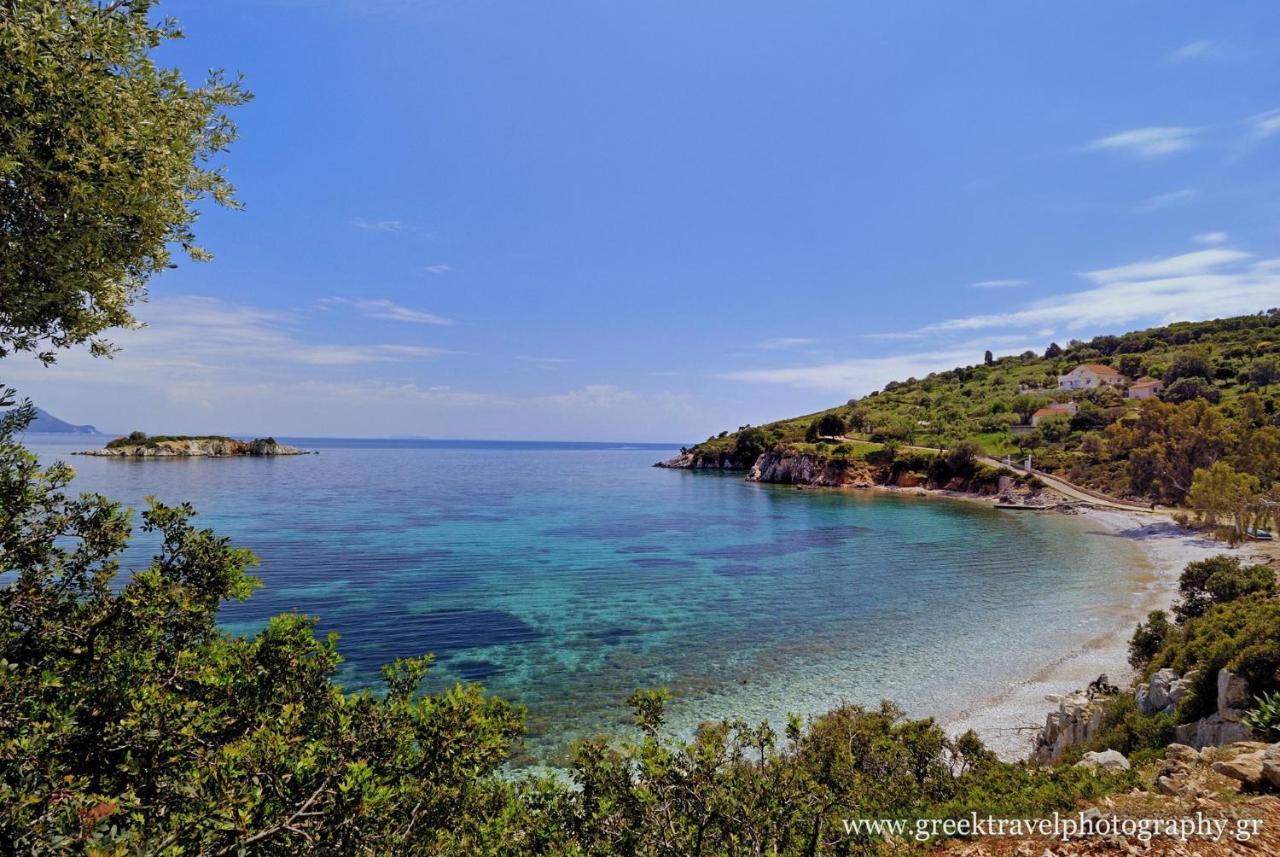 Likoudis Villas Suites ,On The Kioni,Ionian Islands Ithaca, ภายนอก รูปภาพ